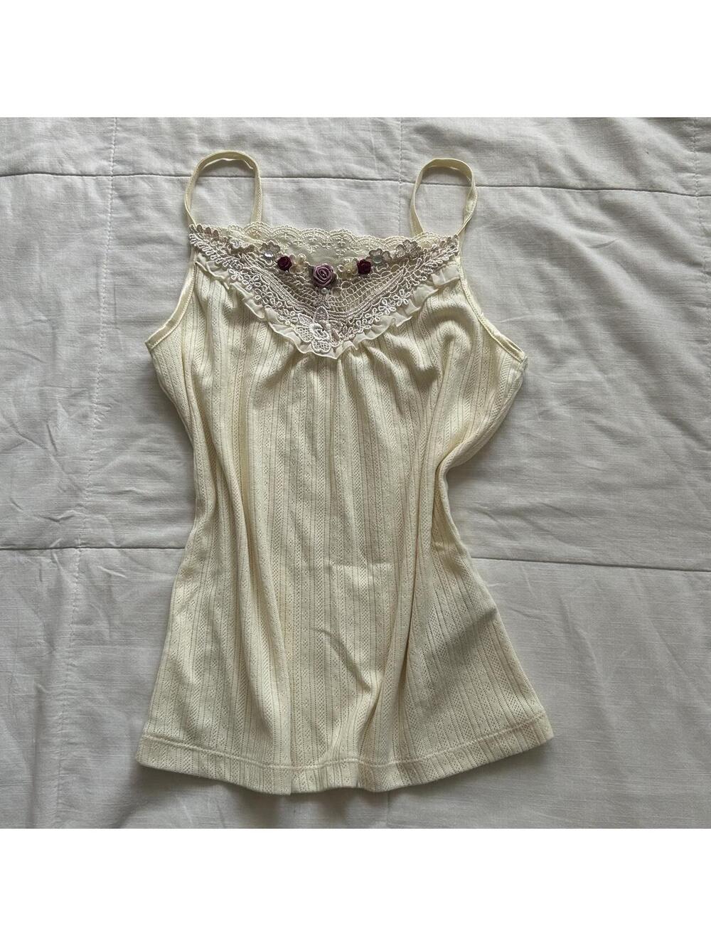 Axes Femme Ivory Pointelle Camisole Crochet Lace Rosettes Medium Japan